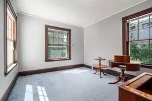 48 Auburn St, Brookline, MA 02446 - Photo 24