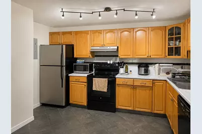 14-A Mayberry Dr #10, Westborough, MA 01581 - Photo 2