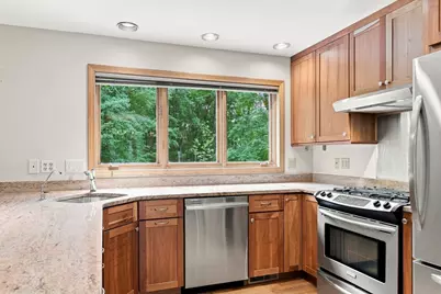 16 Birch Ln, Northampton, MA 01062 - Photo 6