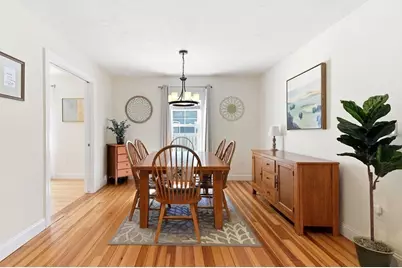 92 Lake Ave, Walpole, MA 02081 - Photo 2