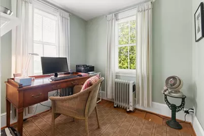 8 Leonard Cir, Medford, MA 02155 - Photo 24