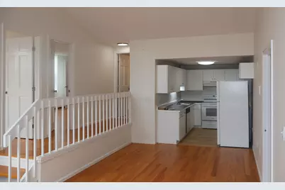 663 Boston St #10, Lynn, MA 01905 - Photo 2