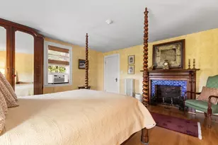 8 Leonard Cir, Medford, MA 02155 - Photo 20