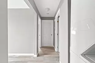 243 Robeson St, Fall River, MA 02720 - Photo 16