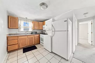 243 Robeson St, Fall River, MA 02720 - Photo 6