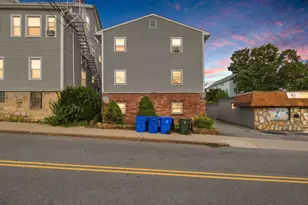 243 Robeson St, Fall River, MA 02720 - Photo 4