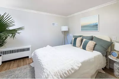 154 Bellingham Rd, Brookline, MA 02467 - Photo 16