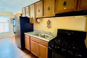 1254 Worcester St, Springfield, MA 01151 - Photo 6