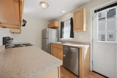 61 Pine St #13, Attleboro, MA 02703 - Photo 12