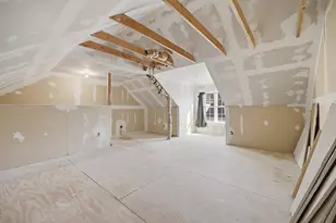 61 Pine St, Attleboro, MA 02703 - Photo 22