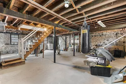 172 Harris St, Revere, MA 02151 - Photo 32