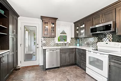 11 Sandy Way, Weymouth, MA 02191 - Photo 2