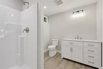 35R-37L Poquanticut Ave, Easton, MA 02356 - Photo 16