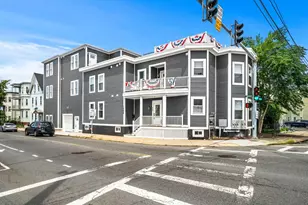 1088 Saratoga St, Boston, MA 02128 - Photo 22