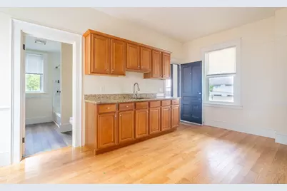 60 Congress Street #1, Fitchburg, MA 01420 - Photo 4