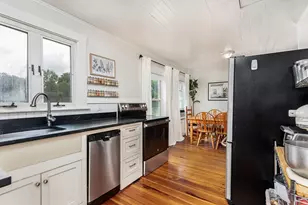 75 Perkins Ave, Hamilton, MA 01982 - Photo 10