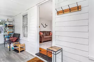 75 Perkins Ave, Hamilton, MA 01982 - Photo 4