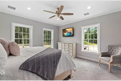 92 Plain St W, Berkley, MA 02779 - Photo 20