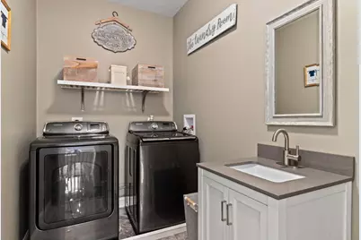 92 Plain St W, Berkley, MA 02779 - Photo 26
