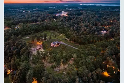 92 Plain St W, Berkley, MA 02779 - Photo 40