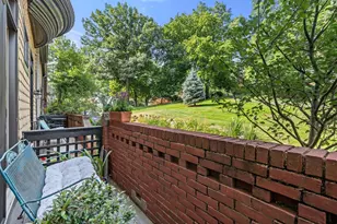 563 Boylston St, Brookline, MA 02445 - Photo 22