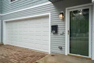 618 Washington St #618, Brookline, MA 02446 - Photo 2