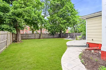 30 Beechwood Ave, Springfield, MA 01108 - Photo 34