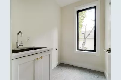 19-21 Maple Park #1, Newton, MA 02459 - Photo 22