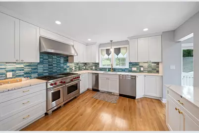 19 Brinsley Street, Quincy, MA 02169 - Photo 8