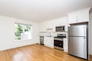 92 Brown St, Waltham, MA 02453 - Photo 1