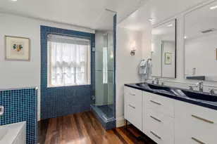 1 W Hill Pl, Boston, MA 02114 - Photo 18