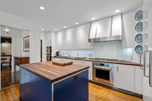 1 W Hill Pl, Boston, MA 02114 - Photo 4