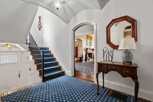 1 W Hill Pl, Boston, MA 02114 - Photo 10