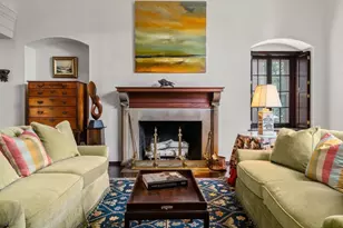 1 W Hill Pl, Boston, MA 02114 - Photo 2