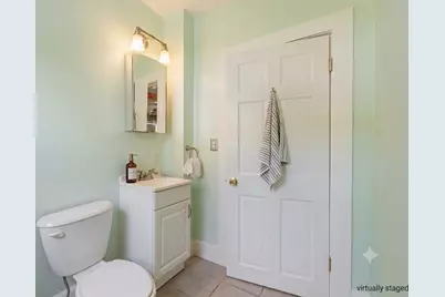 184 Groveland St, Haverhill, MA 01830 - Photo 12