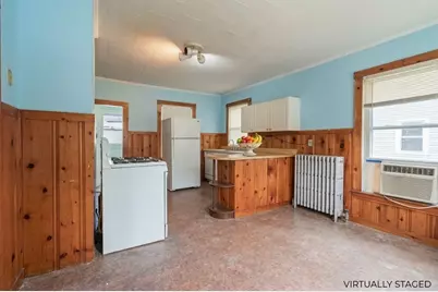 184 Groveland St, Haverhill, MA 01830 - Photo 6