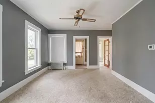 184 Groveland St, Haverhill, MA 01830 - Photo 14