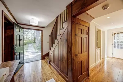 284 Woodland Road, Brookline, MA 02467 - Photo 12