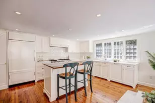 284 Woodland Rd, Brookline, MA 02467 - Photo 22