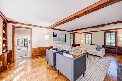 284 Woodland Road, Brookline, MA 02467 - Photo 18