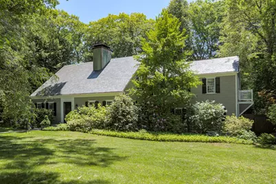 284 Woodland Road, Brookline, MA 02467 - Photo 2