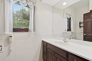 121 Pheasants Crossing, West Springfield, MA 01089 - Photo 28