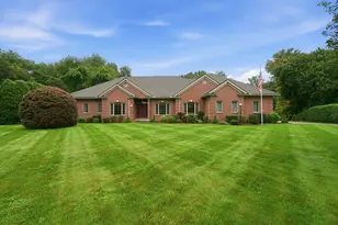 121 Pheasants Crossing, West Springfield, MA 01089 - Photo 1