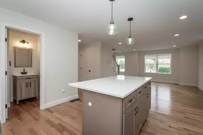 32 Union St #32, Lowell, MA 01852 - Photo 8