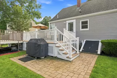 17 Greenwood Road, Peabody, MA 01960 - Photo 34