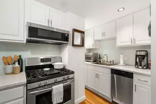 209 Bunker Hill St, Boston, MA 02129 - Photo 4