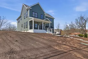 126 Green St, Stoneham, MA 02180 - Photo 2