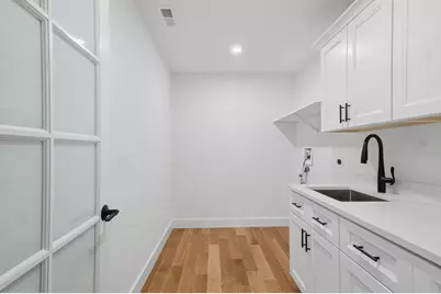 126 Green Street, Stoneham, MA 02180 - Photo 32