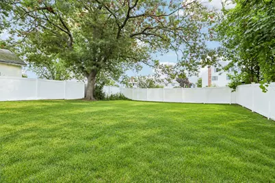 281 Washington St, Taunton, MA 02780 - Photo 26