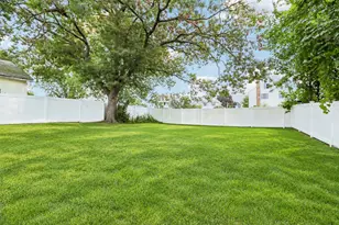 281 Washington St, Taunton, MA 02780 - Photo 26